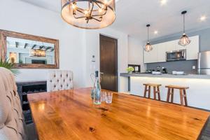 Bright full furnished 2 bedrooms waiting for you