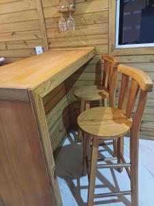 Ap moquirido com ar-condicionado 6km do aeroporto Floripa