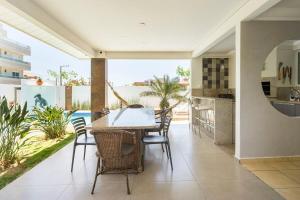 Casa do Artista a 60m do mar, piscina, 4 quartos