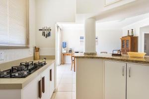 Casa do Artista a 60m do mar, piscina, 4 quartos