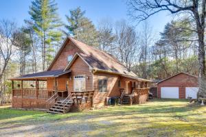 Hiawassee Vacation Rental with Grill about 9 Mi to Lake!