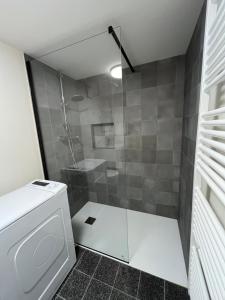 Relais Flora Arzo Appartamento superior di vacanza con posteggio