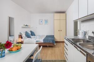 Apartments with a parking space Vrsar, Porec - 21897