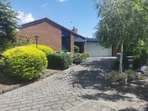 Peaceful House In Mill Park Melbourne - Thomastown