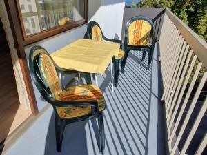 Charmant appartement proche du lac avec Wi-Fi et parking à Évian-les-Bains - FR-1-498-96