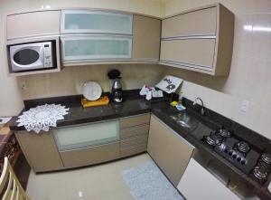 MARIA JULIA com VISTA MAR