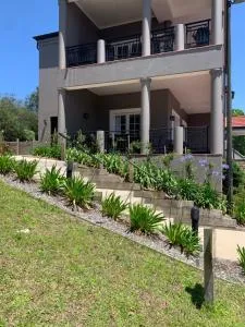 The Grande Port Stephens Luxurious golf and beach getaway on Horizons Golf Resort - Taylors Beach