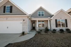 Cozy Culdesac 4Bedroom 2.5 baths! - Harvest