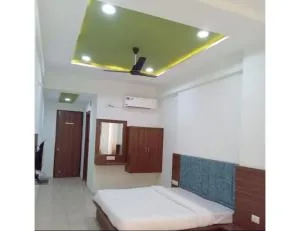 Hotel Kailash Parvat, Chintpurni, HP - Amb