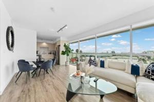 Amber Drift - Santa Monica 2BR Penthouse Ocean views