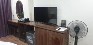 Phương Trang Hotel - 71 Giáp Nhị HN - by BAY LUXURY