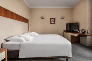 Studio room in uHOTEL