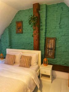 Bike House - 250-year-old restored house in a quiet area