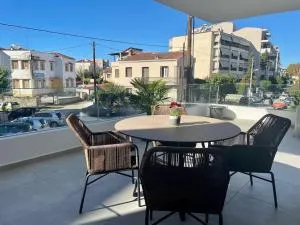 Home Suite Home Trikala - 卡尔季察