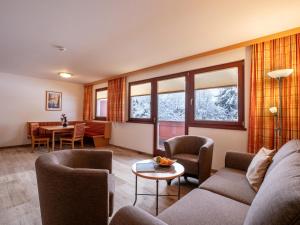 Duplex Two-Bedroom Apartment with Balcony room in Appartements Holiday