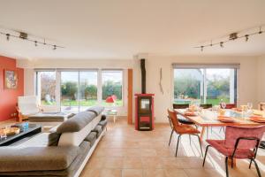 Pays Bigouden, maison pour 8 avec piscine