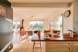 Pays Bigouden, maison pour 8 avec piscine