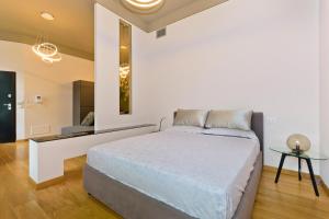 Boutique Apartment Cairoli 30