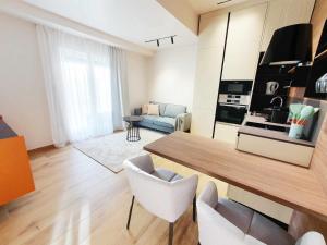 NEW Ana Design City Center Apartments