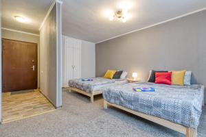 Koku15 4 can stay Free parking Self CheckIn Center 9 min