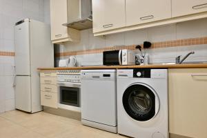 For You Rentals Acogedor Apartamento TEMPORAL de 1 Dormitorio y Salón, a Pasos de Gran Vía DIN133D