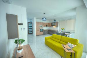 Spacious and cozy 1 bedroom near seafront PCAL1-1 - 4hvězdičkové hotely ve městě Sliema
