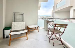 Caramel Cookie - AC, Desk with natural light, 2 balconies, WIFI and pool