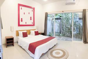 3BR Del Mar Beach Villas Near La Plancha Seminyak