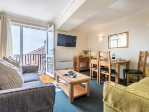 2 Bed in Croyde 87110