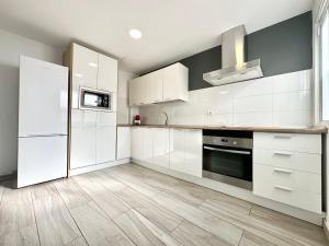 Mango Sorbet súper central, 3 Desks, high speed internet, 3 bedrooms and 2 bathrooms