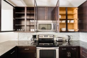 Downtown Austin 1br w gym pool wd nr Capitol ATX-166