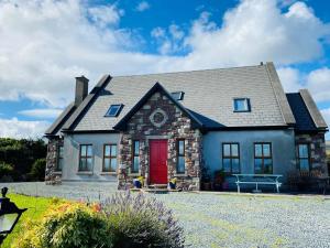 Stone fronted detached cottage just over 2 miles from Mulranny village