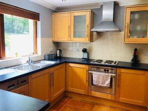 Peaceful location close to the sea and just a 15 minute strollKenmare