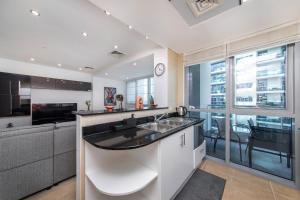 Smart 1BR in Jewels Tower