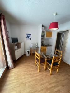 Appartements Studio Orelle 3 Vallees - Spa & Piscine - Apt 004 : photos des chambres