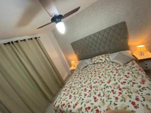 Amplo Apartamento Guarapari - Praia do Morro- Edifício San Martin -Decorado- LOCALIZAÇÃO IMBATÍVEL - Em frente a Supermercado e farmacia - Praia Center - 3 quartos - Internet - Vaga de estacionamento