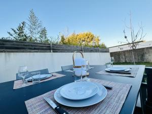 Maison mitoyenne au calme quartier de la Pironniere 4 pers