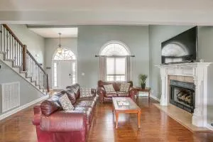 Large Clarksville Family Home about 4 Mi to Speedway! - هوبكينزفيل