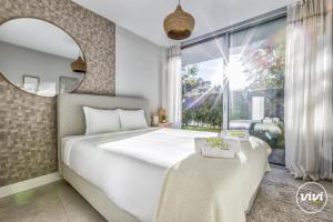 ViVi Homes - Alessio Pool, Sauna, Spa, Gym & Beach