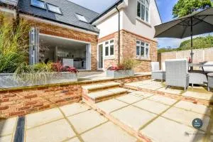 Days Away - Luxury holiday home - Radipole