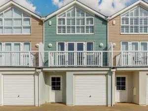 3 Bed in Camber 87987 - Rye Harbour