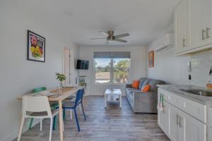 Indian Rocks Beach Getaway with Balcony and Bay View!