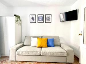 Beautiful & sunny apartment