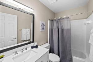 Cozy Townhouse - Gym Pool Golf Fast WiFi 2B2B