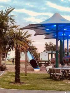 Daisys luxury caravan at tattershall lakes