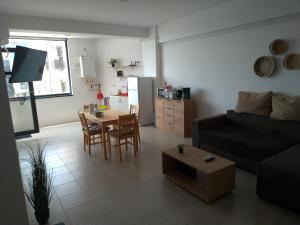 2 Apartamente Diamandi