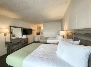 Double Room room in Goldston's Beach at The Grand Regal
