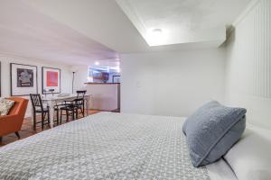 DC Apartment 2 Mi to National Mall!
