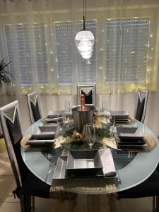 LuxuryOrion,nahe Europapark & Rulantica,Netflix,Disney,KartinaTV