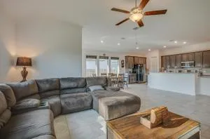 Texas Gem Home Office and Patio, Near Lake Houston - Porter